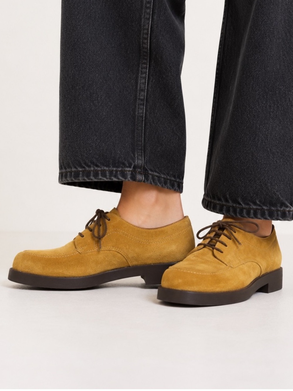 Vintage Hush Puppies mustard Suede Derbys
